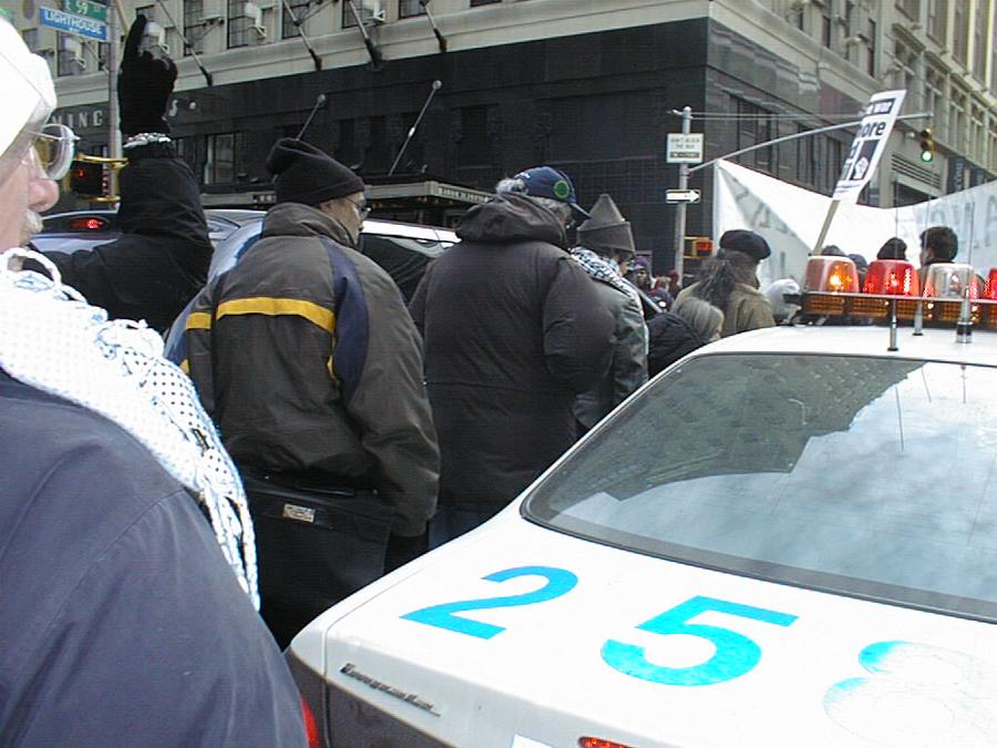 Police Car unable to move; 59 Street